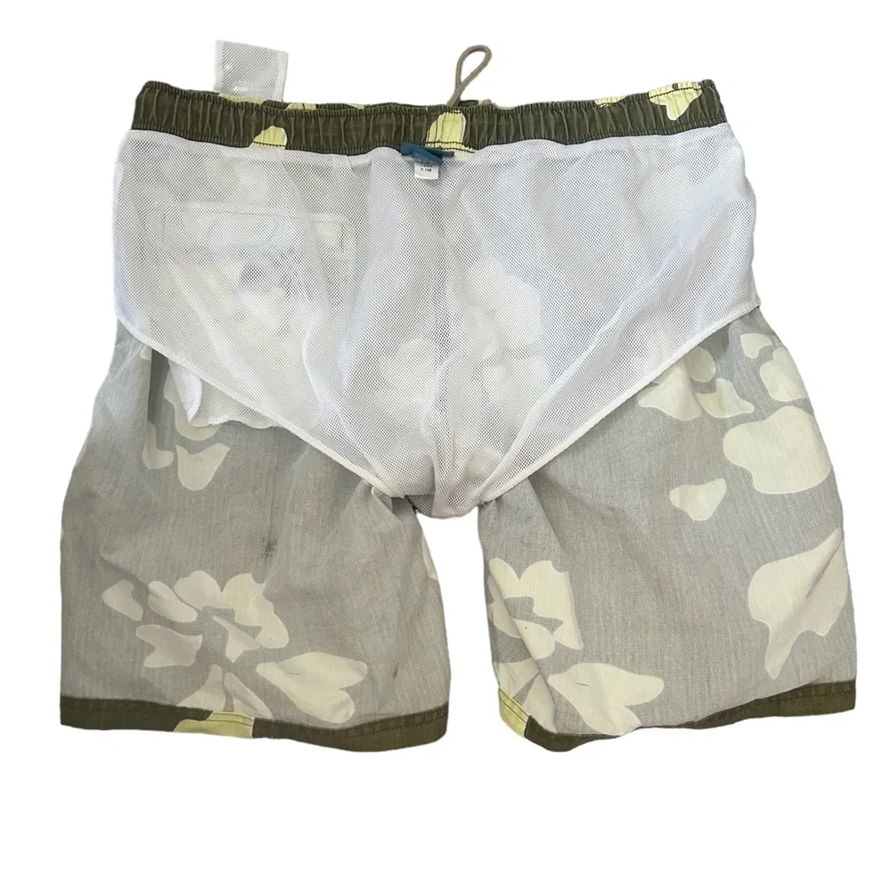 BREAKWATER Board Shorts Olive Yellow Sz XL